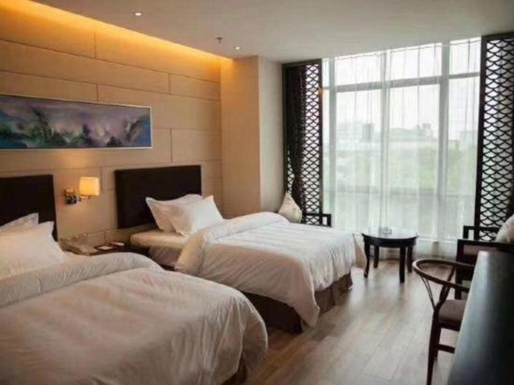 Jinjiang Metropolo Hotel - Liyang Tianmu Lake Changzhou  Buitenkant foto