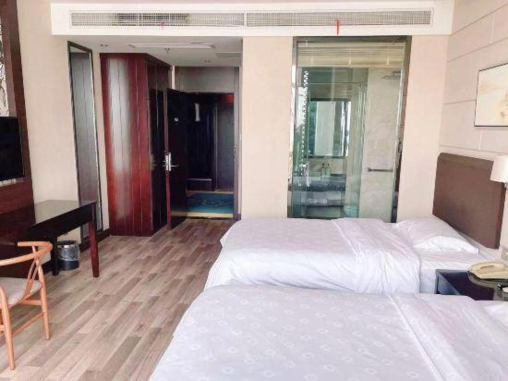 Jinjiang Metropolo Hotel - Liyang Tianmu Lake Changzhou  Buitenkant foto