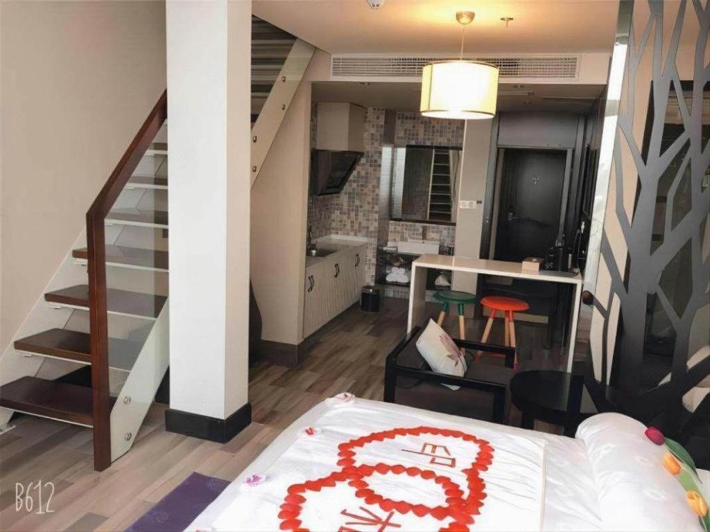 Jinjiang Metropolo Hotel - Liyang Tianmu Lake Changzhou  Buitenkant foto