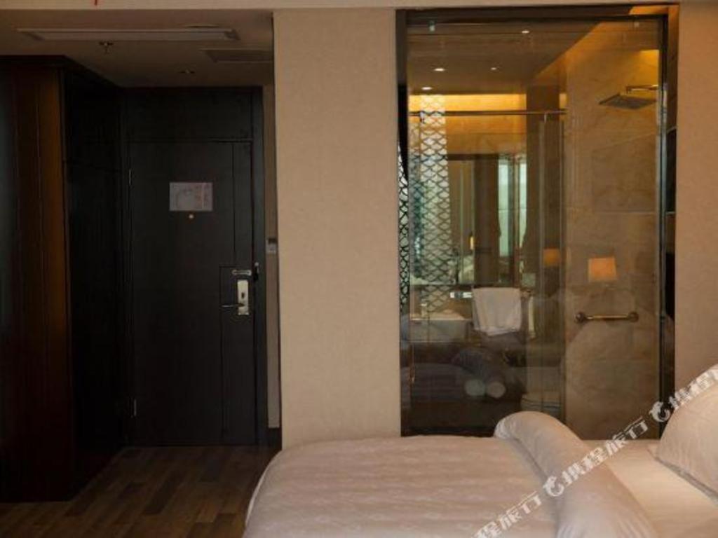 Jinjiang Metropolo Hotel - Liyang Tianmu Lake Changzhou  Buitenkant foto
